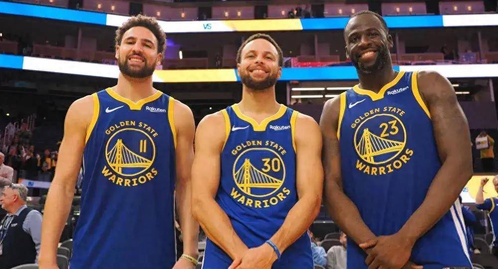 多数人在两 多数人在两